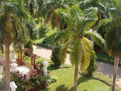 Sandals Dunn's River Villagio Golf Resort & Spa 18
